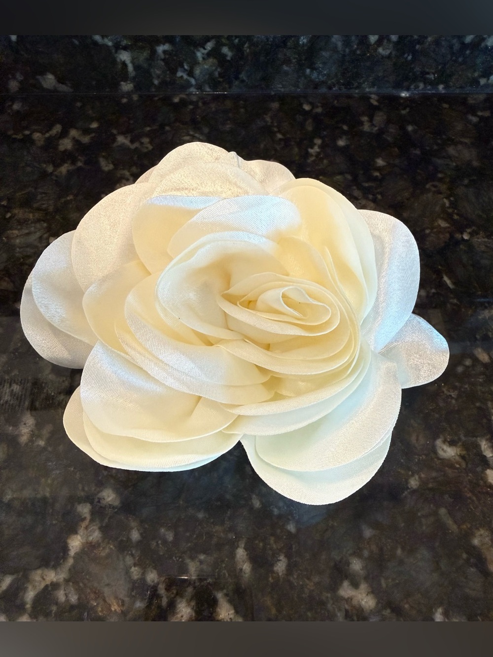 Camellias Flower Hair Clip and Brooch Pin 1 PCS(Cream) Ivory Satin